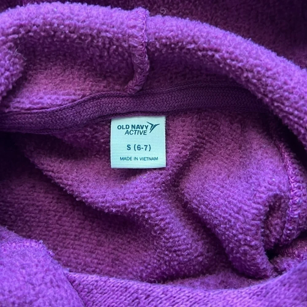 Old Navy Active Purple Hoodie Size 6/7